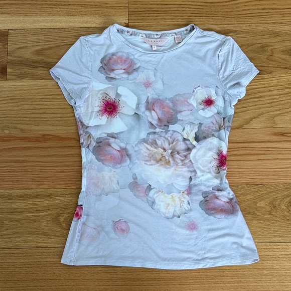 Ted Baker Gray and Pink Floral Short Sleeve Top, 0 - Picture 1 of 4